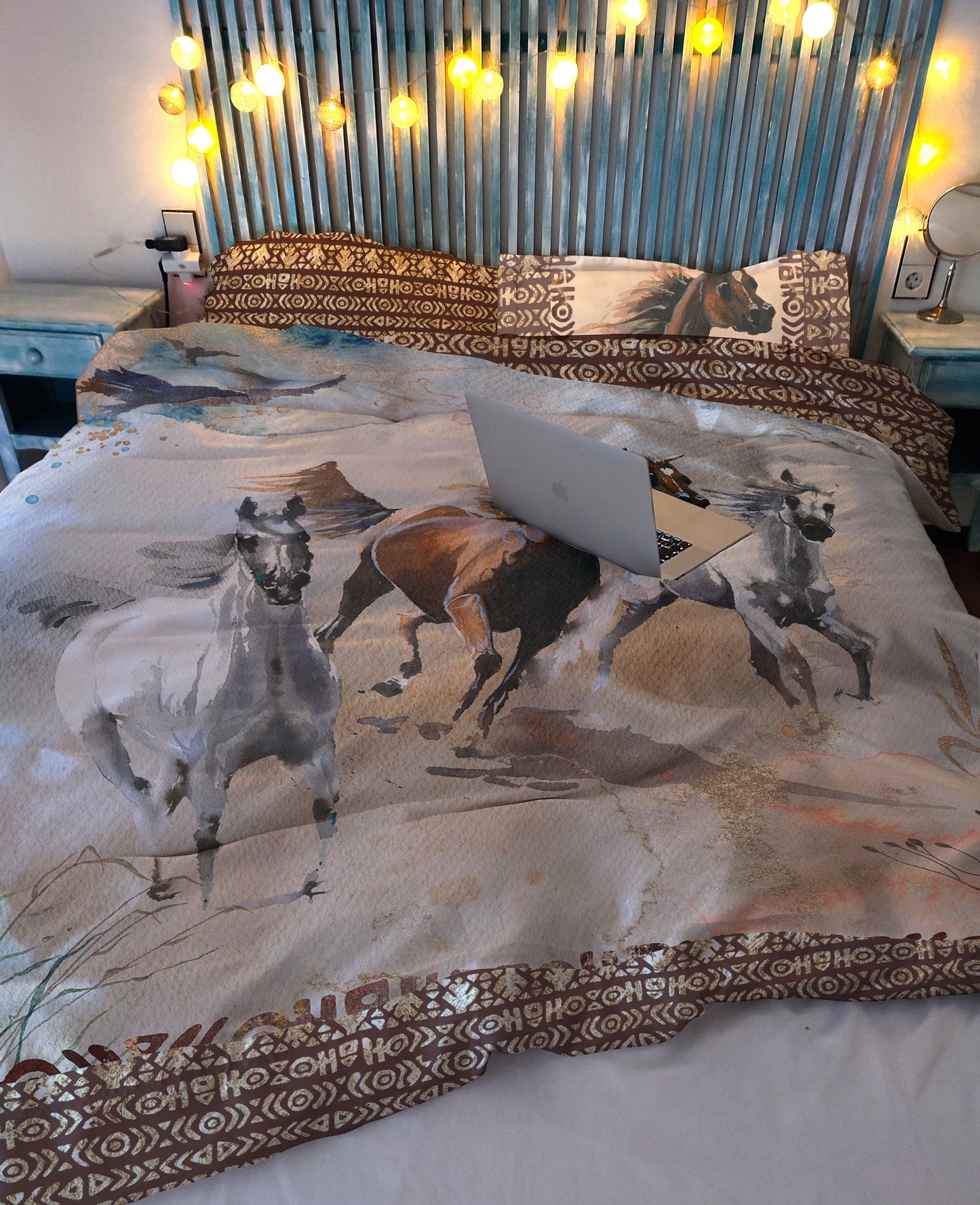 Watercolor Mustang wild horses design Duvet Quilt cover Bedding set with pillowcases • Reversible design • 100% Cotton • QUEEN, KING